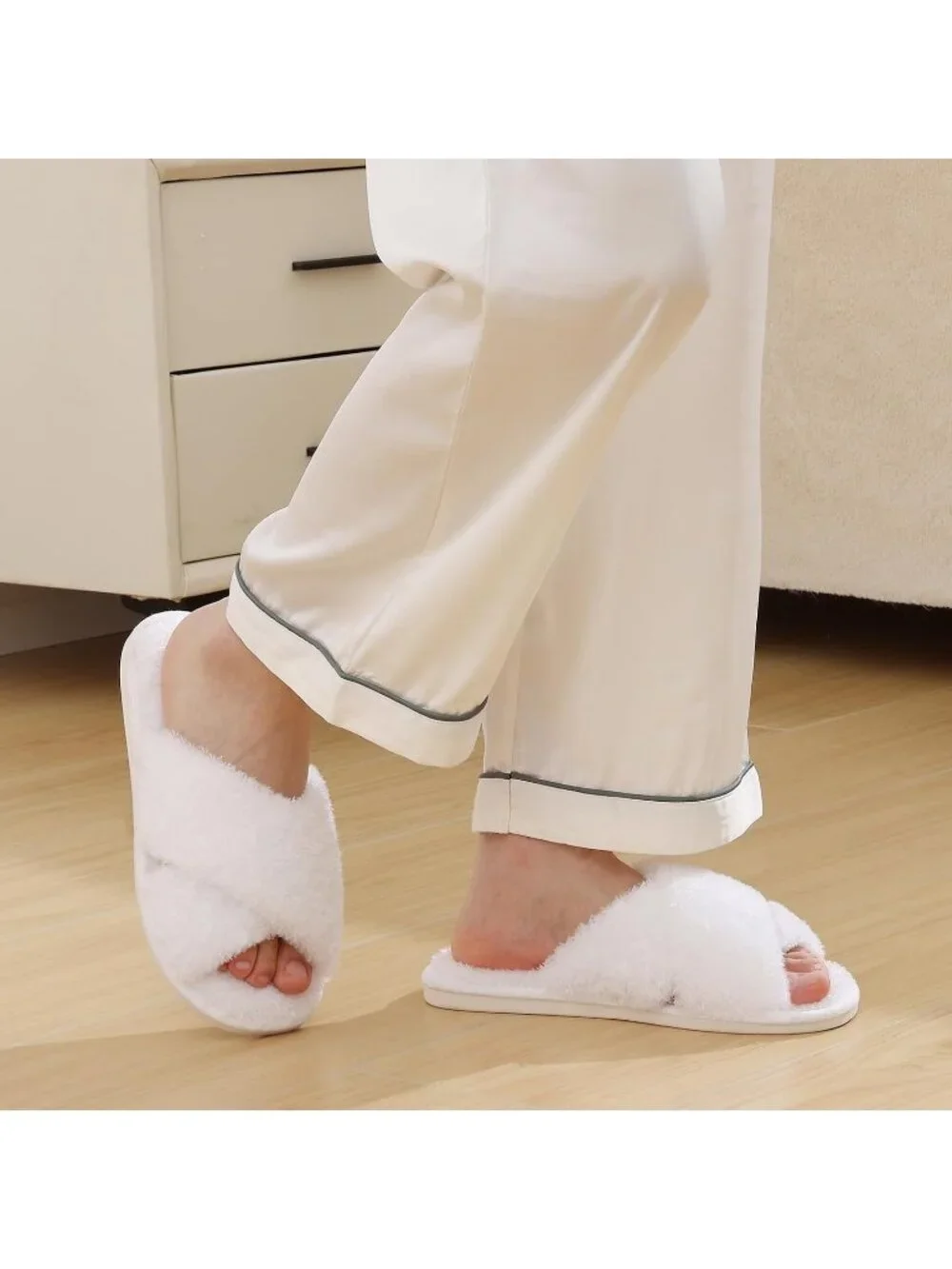 Women's White Velvet Fuzzy Cross Band Memory Foam House Open Toe Slipper Shoes - Picture 2 of 6